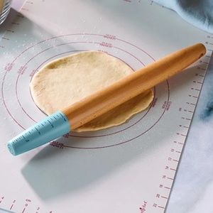 NEW PAMPERED CHEF TAPERED ROLLING PIN